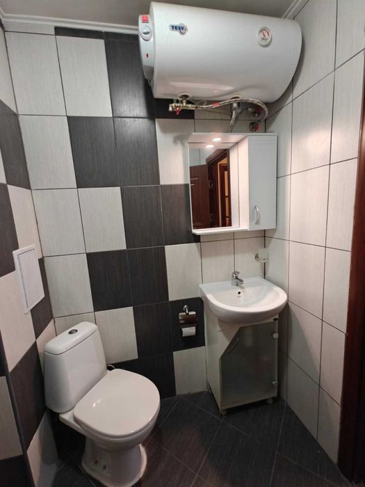 Дава се под наем Двустаен апартамент в Пловдив, Кършияка - 55 кв.м за 325 € - Снимка #6