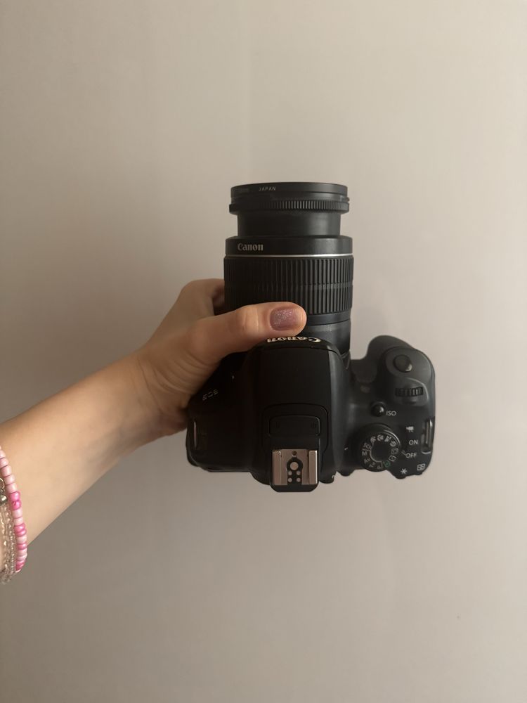 Canon 700d продаю срочно