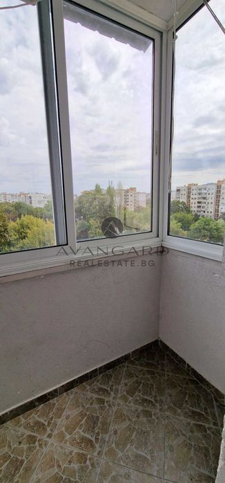 оф.24189 Тристаен маломерен до Белите брези
