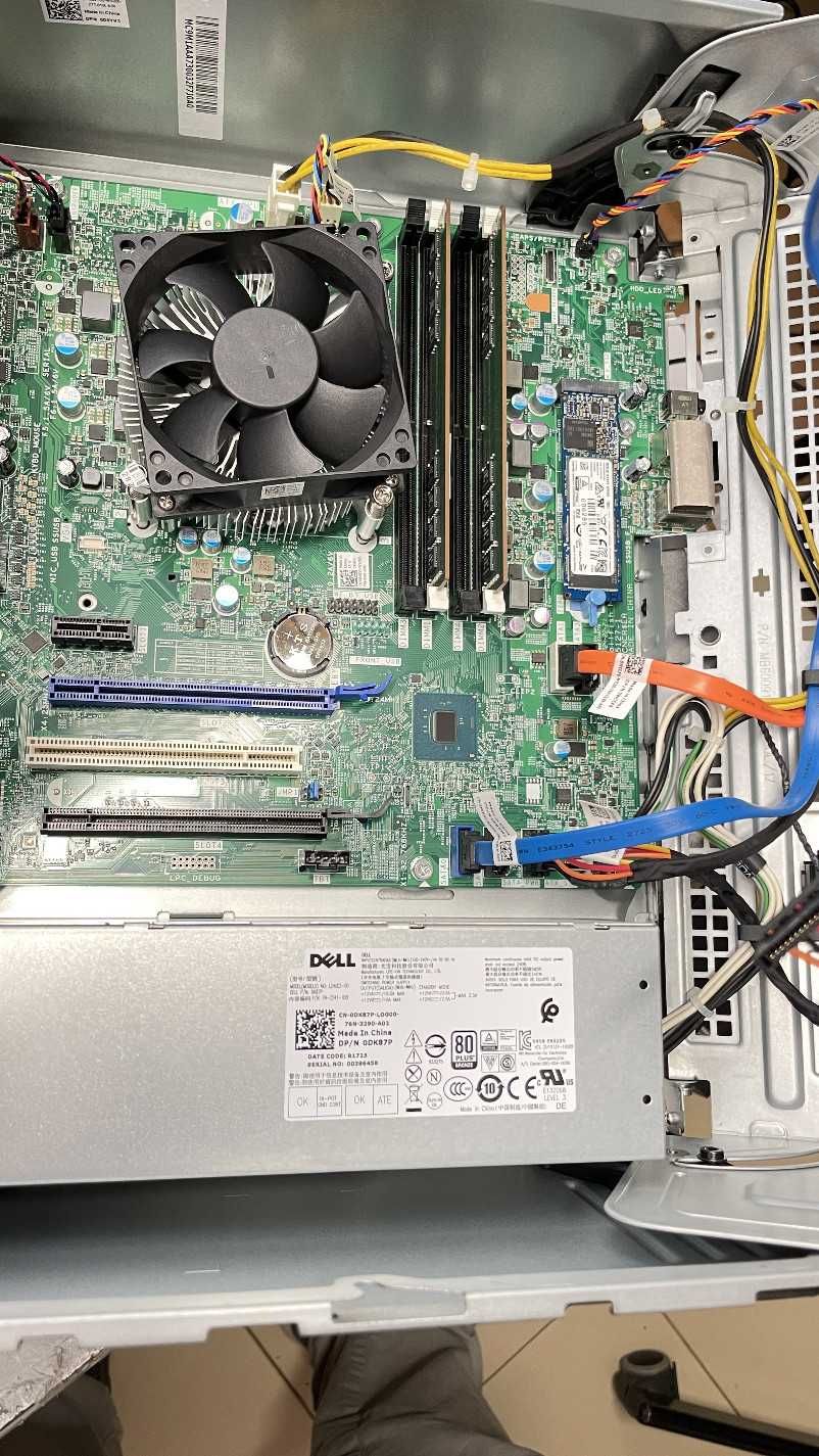 компютър Dell OptiPlex 7050 i7-7700 16GB 260GB /-> Отлично състояние