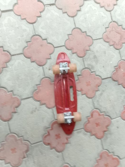 Пинеборд новый ни разу не ездил