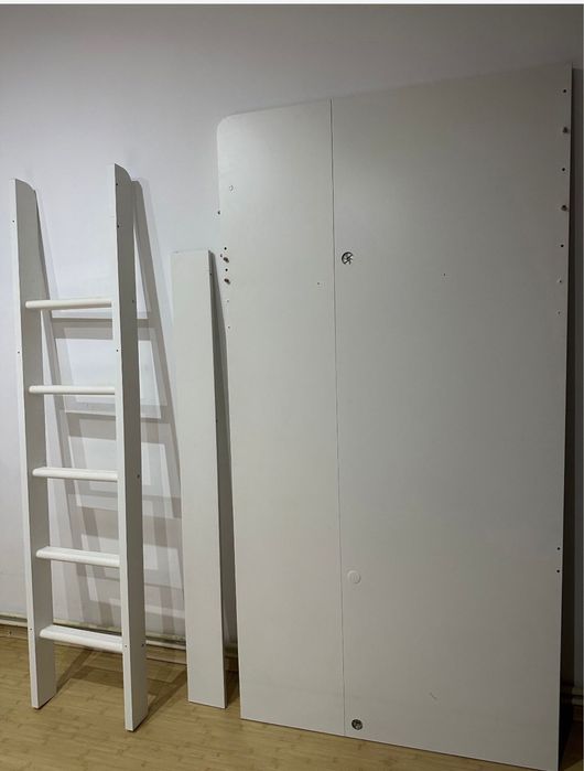 Pat supraetajat ikea