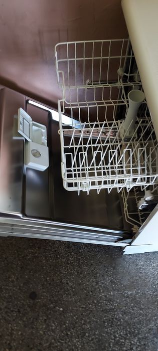 Съдомиялна машина индезит използвана  в много добро състояние