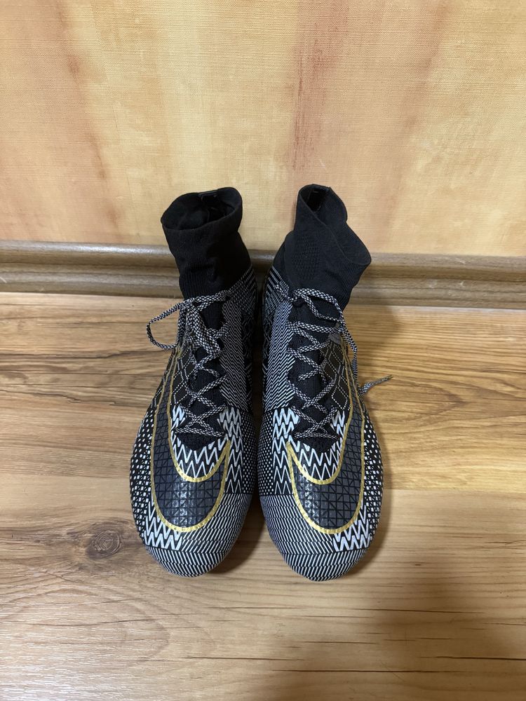 Nike acc limited edition бутонки 43 номер