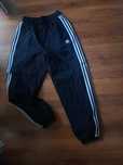Adidas Originals долнище и тениска XS размер.
