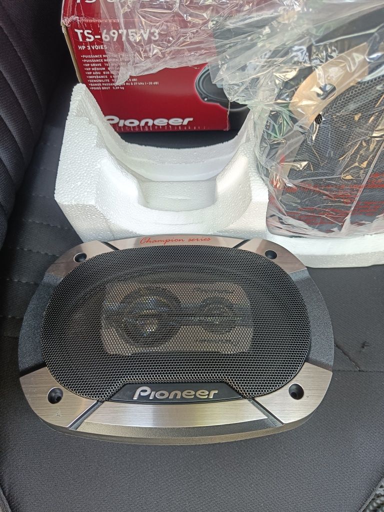 Pioneer V3 champion series