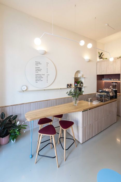 Predare business amenajat la cheie - cafenea