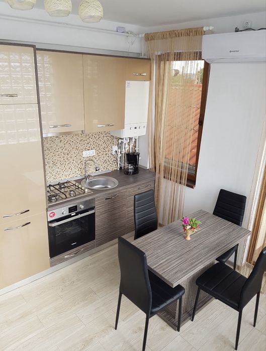 Se inchiriaza apartament 2 camere open space tip studio