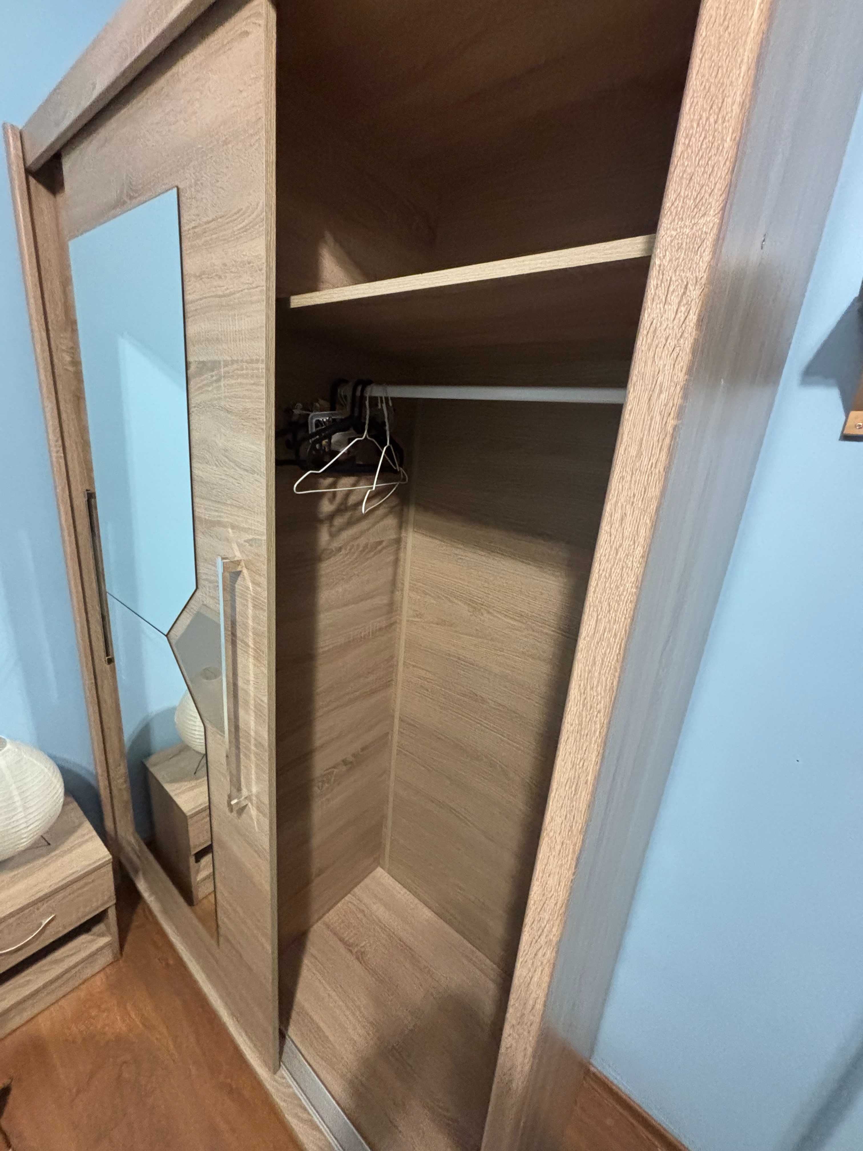 Гардероб IKEA PAX с огледални плъзгащи врати – 150x215 см