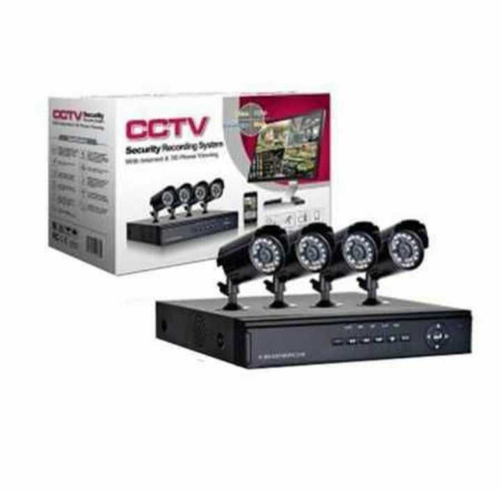 НОВО Комплект 4 камери за вътрешно /външно видео наблюдение HD+DVR
