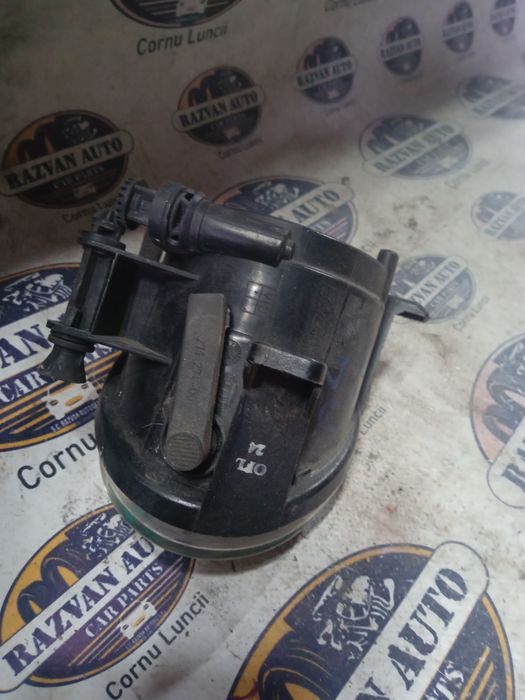 proiector stanga audi a4 b8 2012