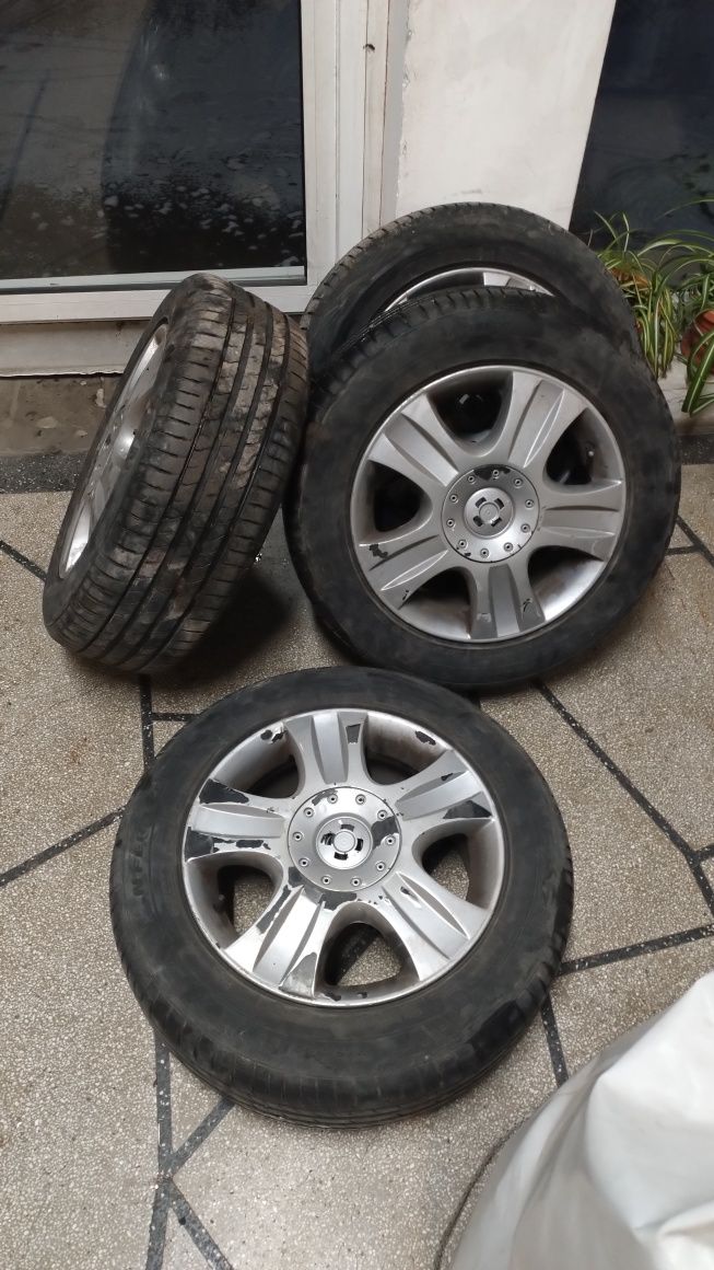 Гуми 215 55 16 с джанти 16 wv Sharan 5 5х112 7j 16 ET59