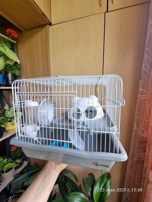 Продам клетку для хомяка