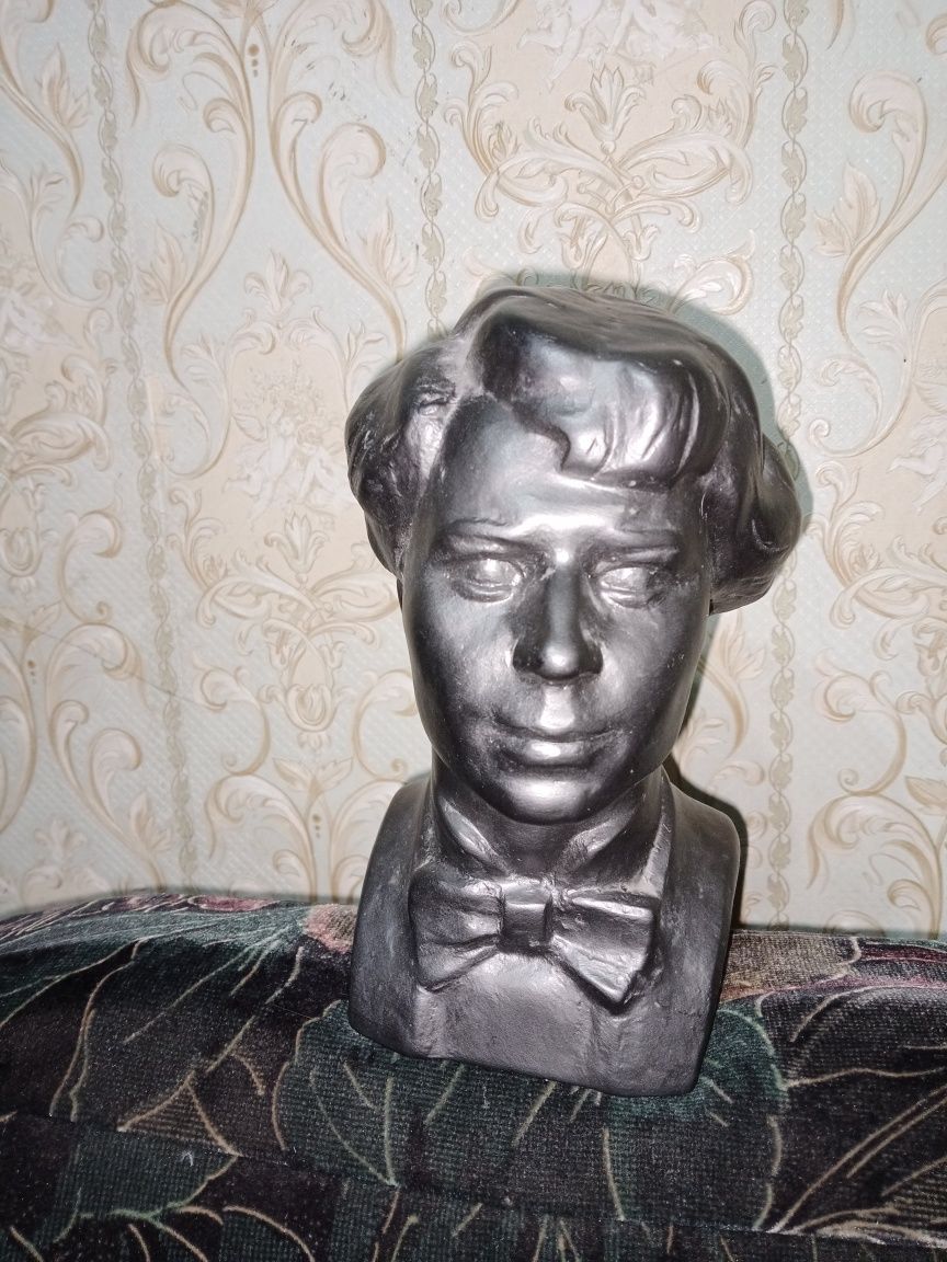 С. Есенин бюст 20 см