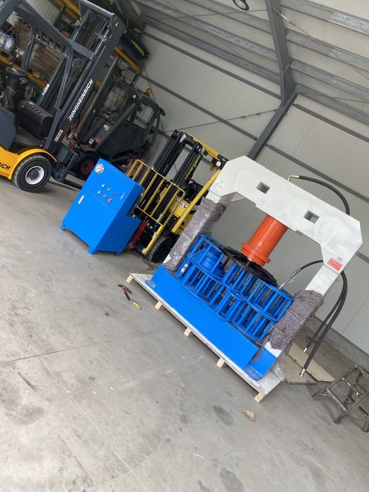 Anvelope+cauciucuri pline stivuitor/lize/utilaje presa anvelope pline