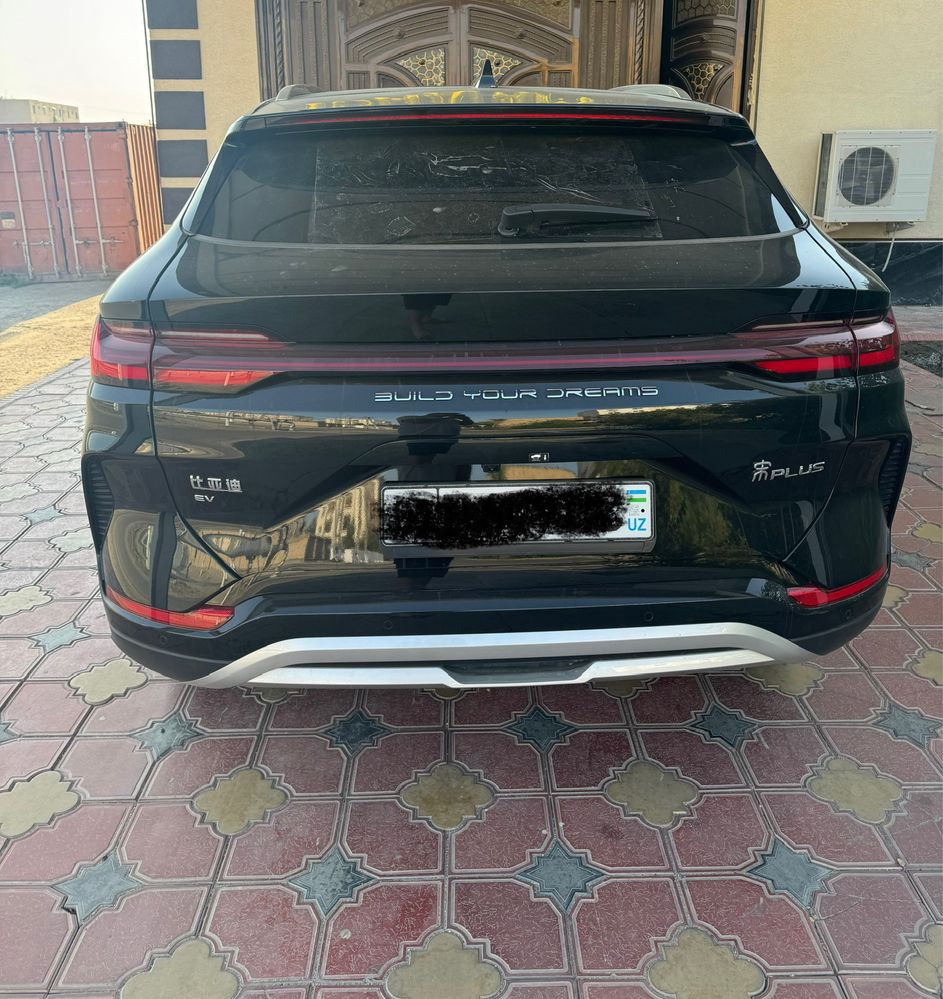 Byd champion 605 Km