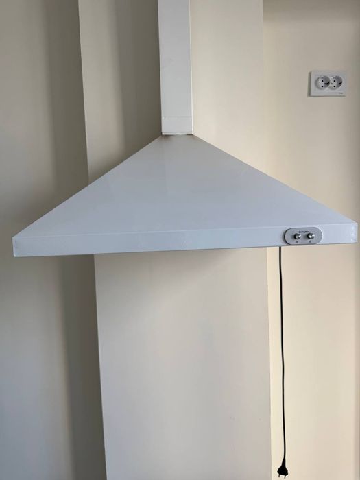 Газ плита и вытяжка