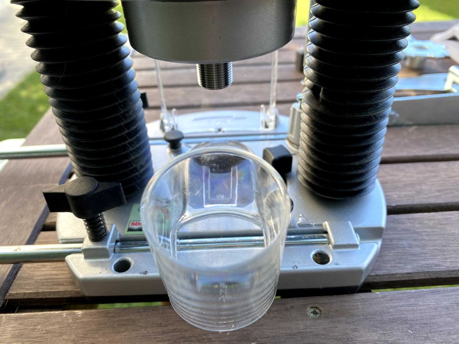 Bosch POF 1200 AE - Freza pentru lemn - aproape nouă/cutie/set complet