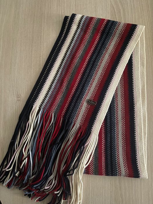 Шал Tommy Hilfiger