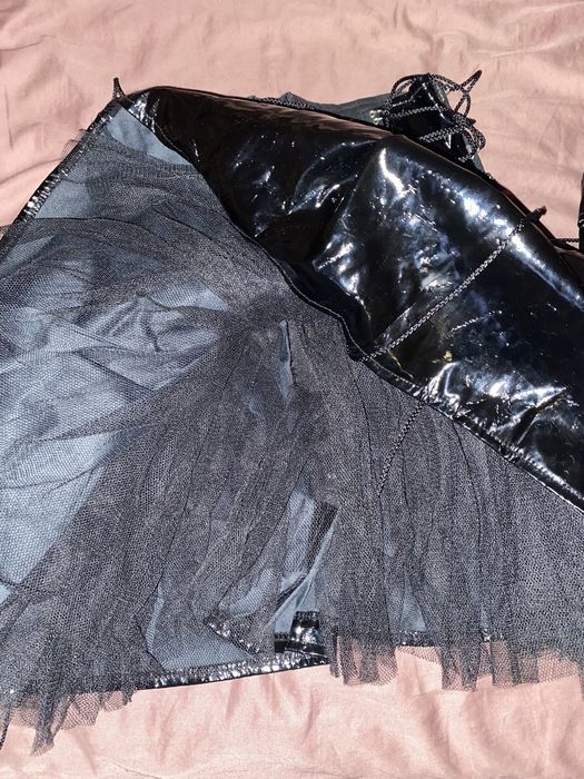 Лачени Поли и сценични горнища