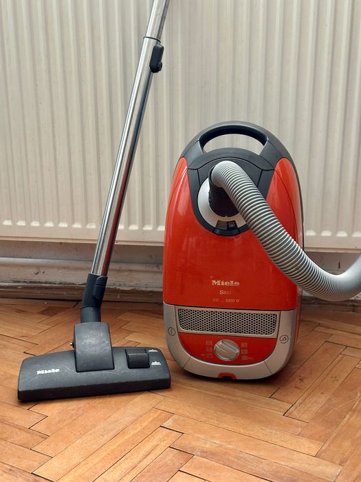 Aspirator Miele S5211, 2200 W