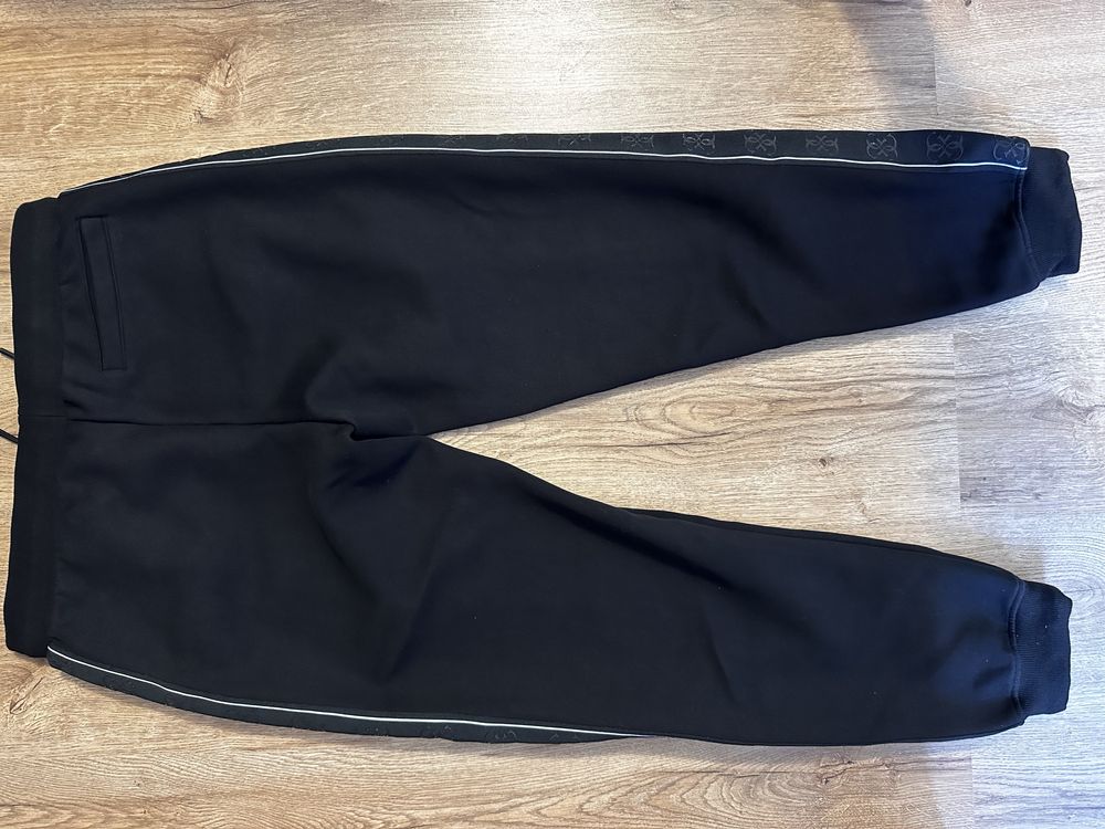 Мъжко оригнално долнище Guess