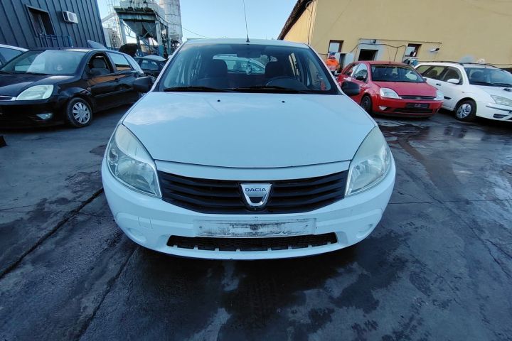 Aripa fata dreapta Dacia Sandero prima generatie