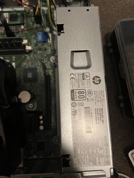 Unitate hp prodesk 400 g5 defecta