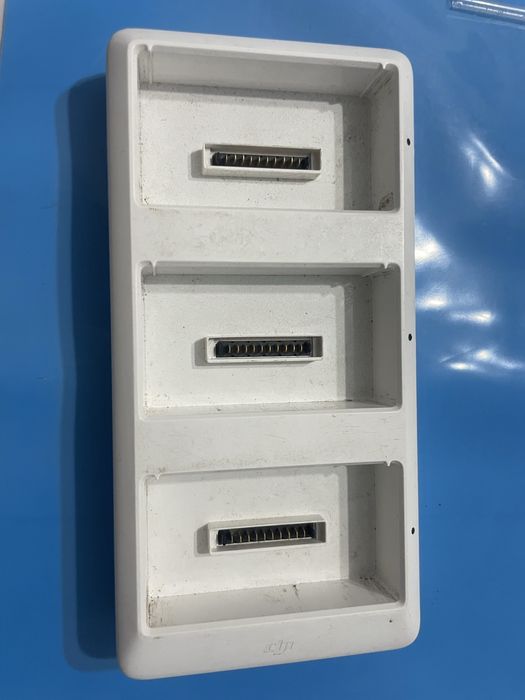 Зарядная станция (хаб) для аккумуляторов Phantom 4