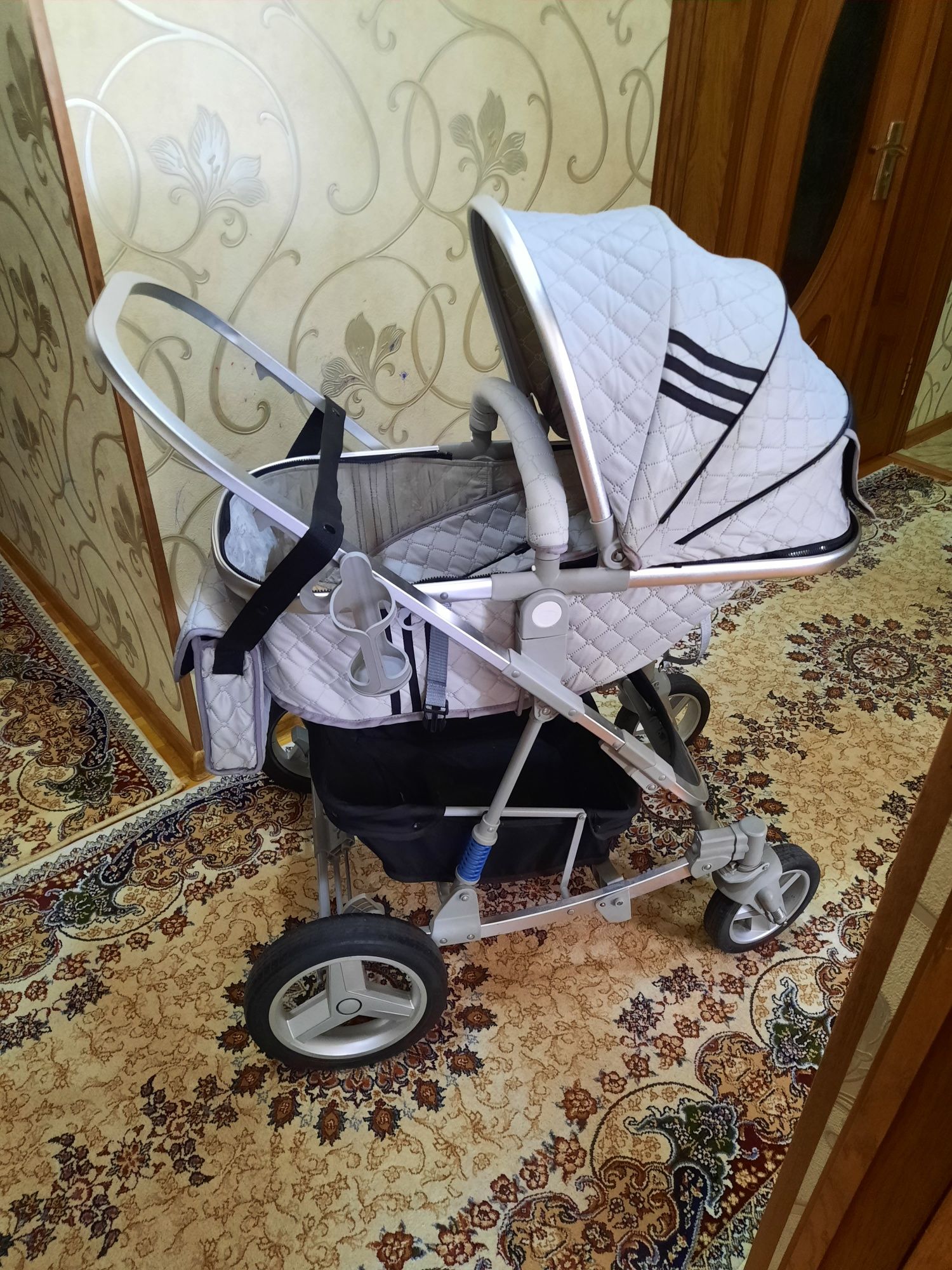 Продам детский коляска в хорошем состоянии