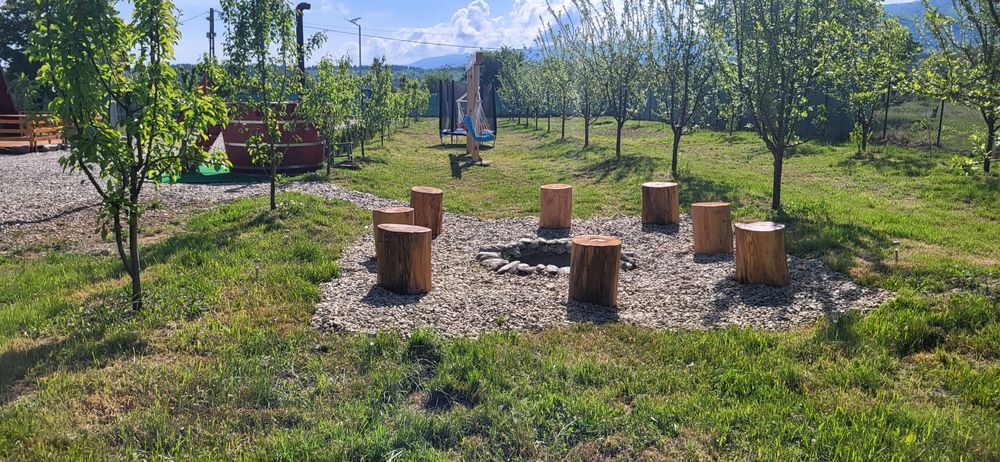 Cabana A Frame cu Ciubar la munte