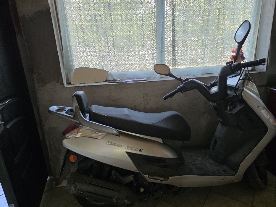 scuter Kymco Dink 200i – 2012