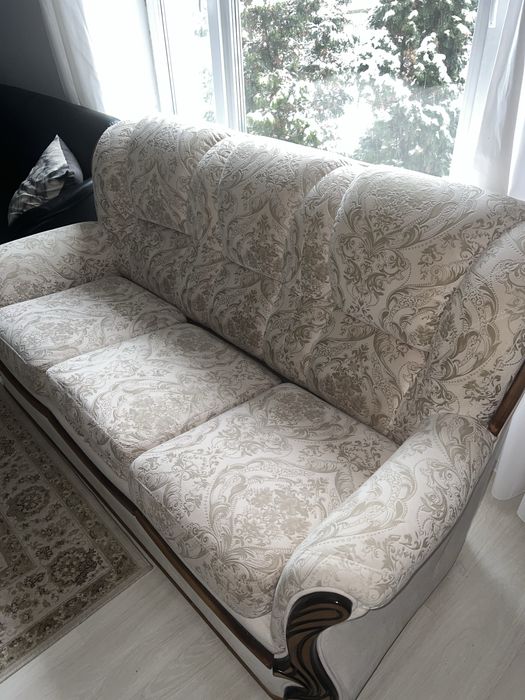Продам диван.