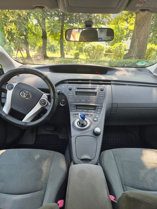 Proprietar, Toyota Prius 3 Hybrid, 189000 km cu carte service.