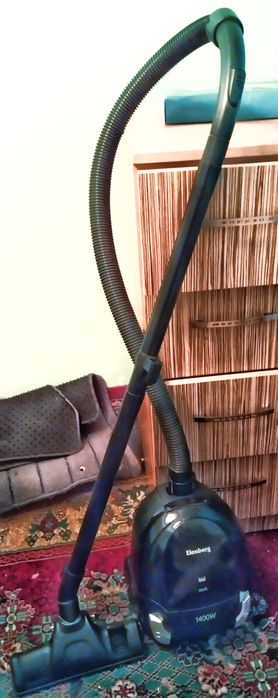 Продам Пылесос Elenberg