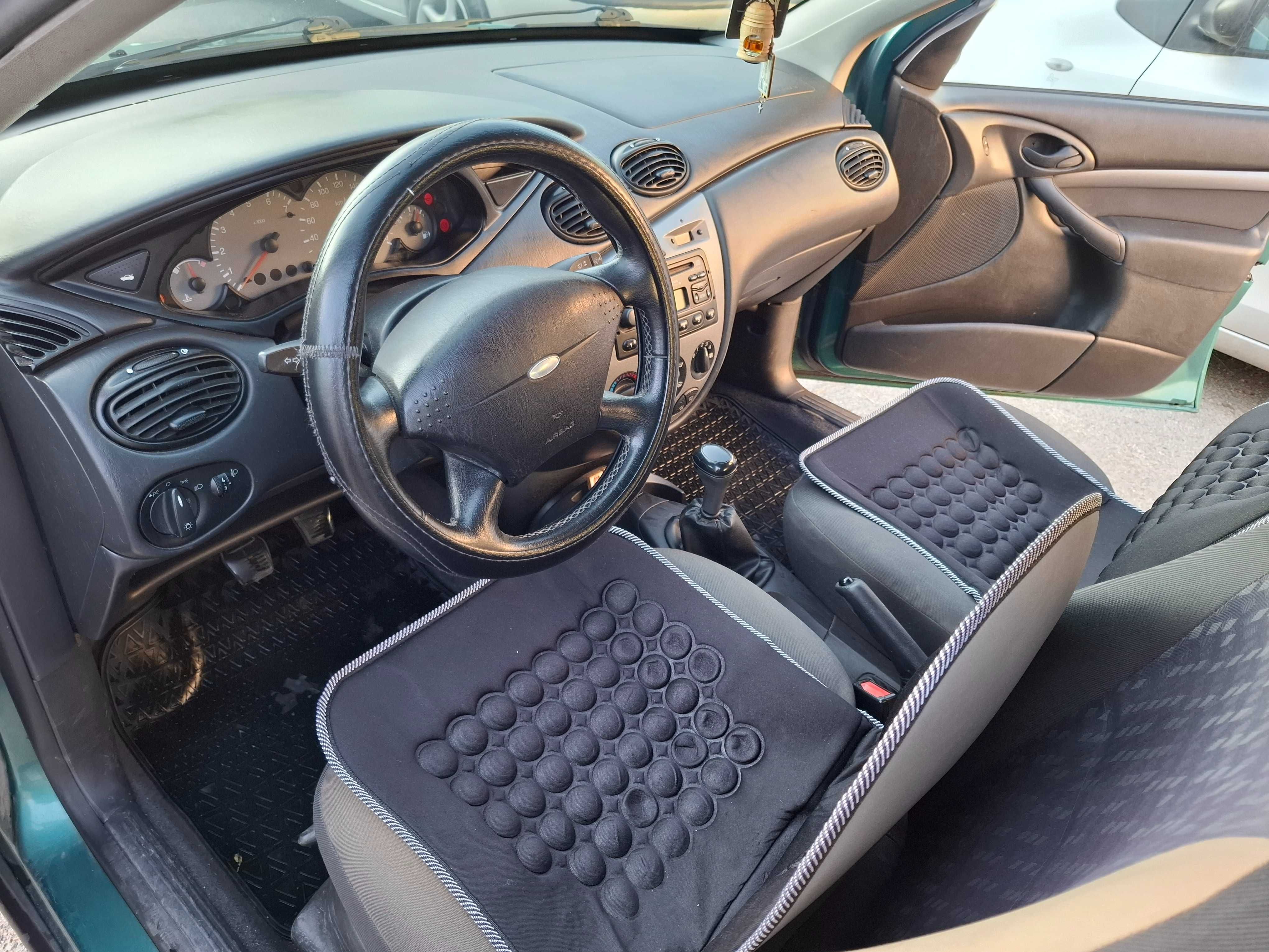 Продавам Ford Focus