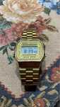 Продавам мъжки часовник Casio Vintage