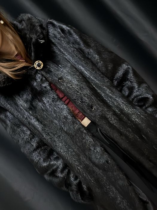 продаю норковую шубу