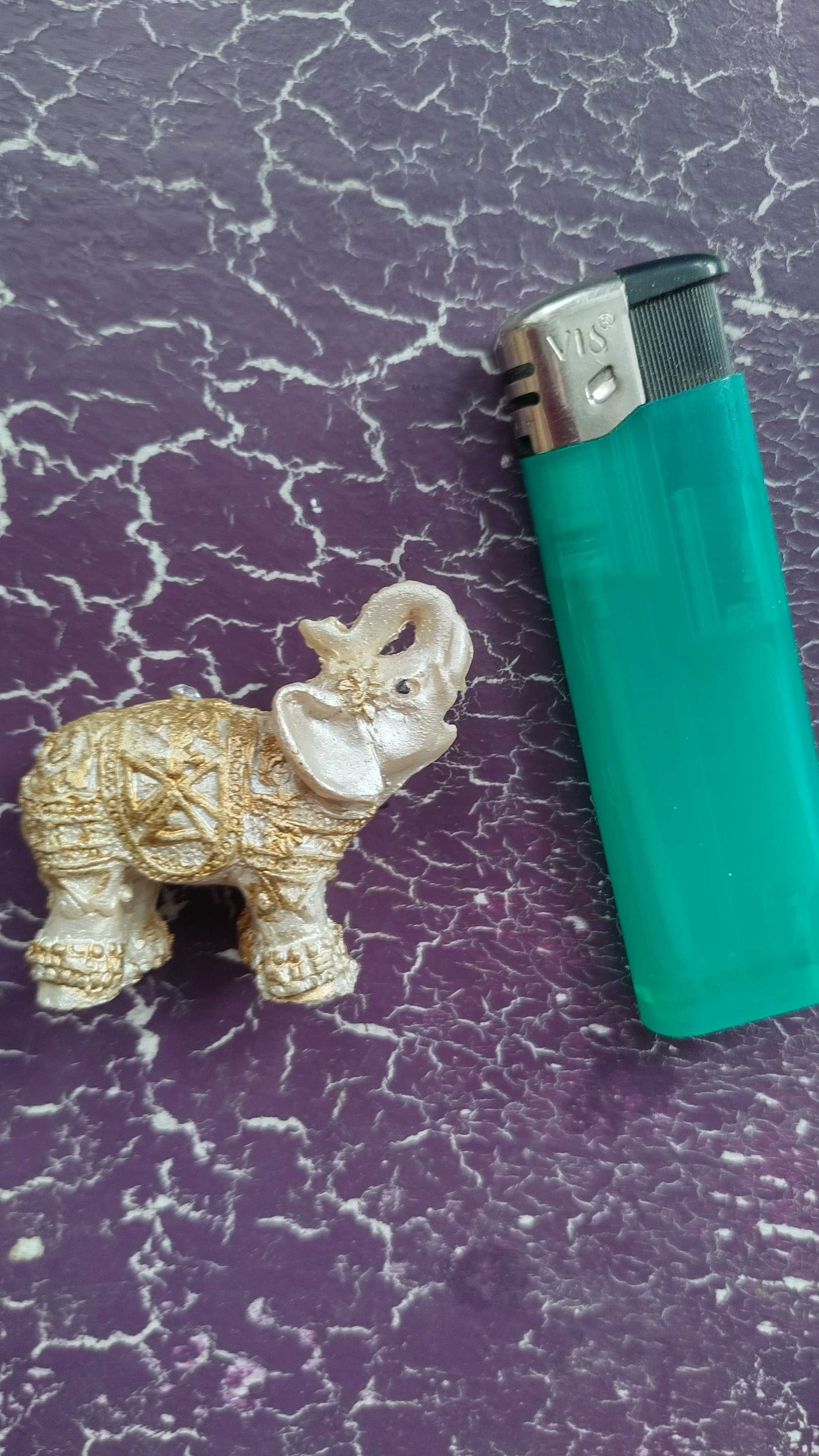 Мниатюрни Английска къщичка и други