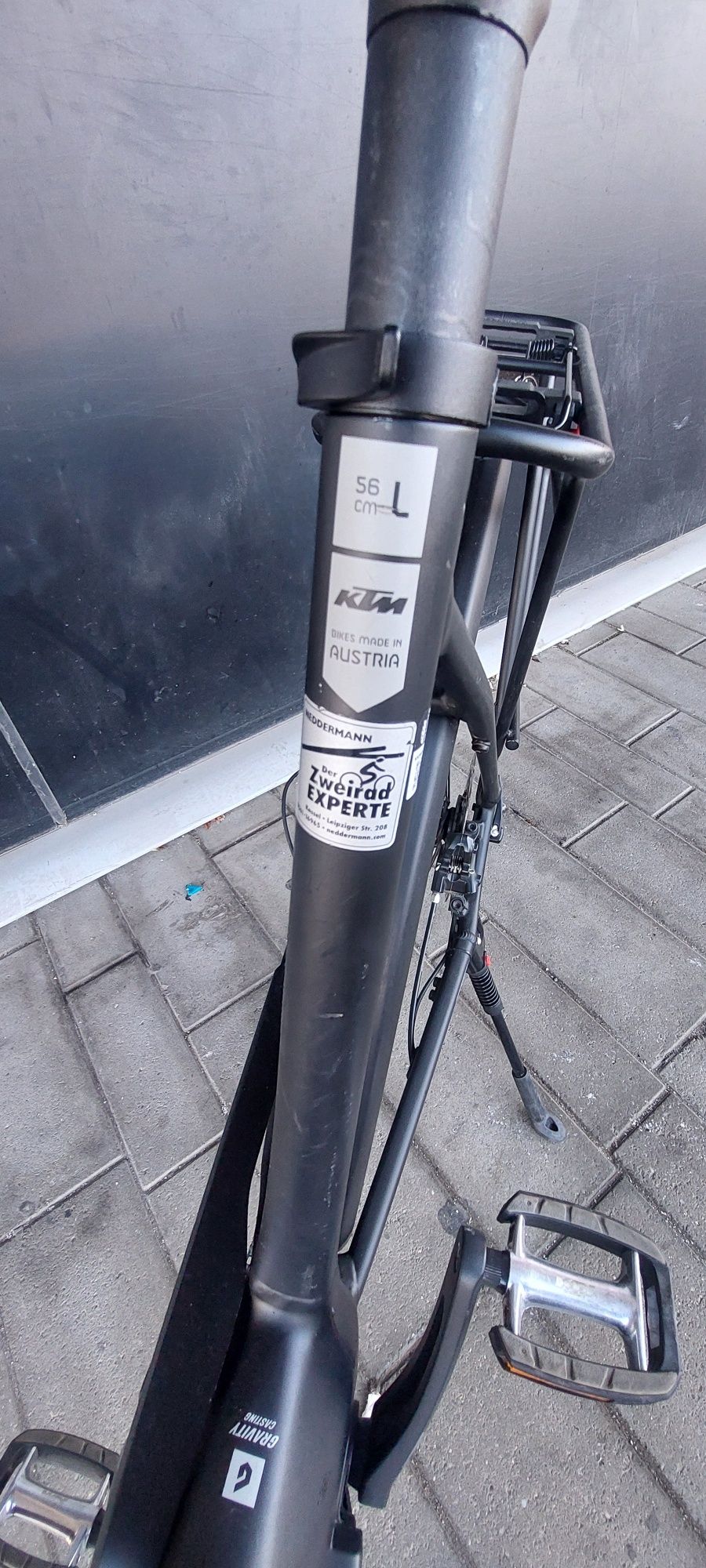 KTM Cento 11-PLUS