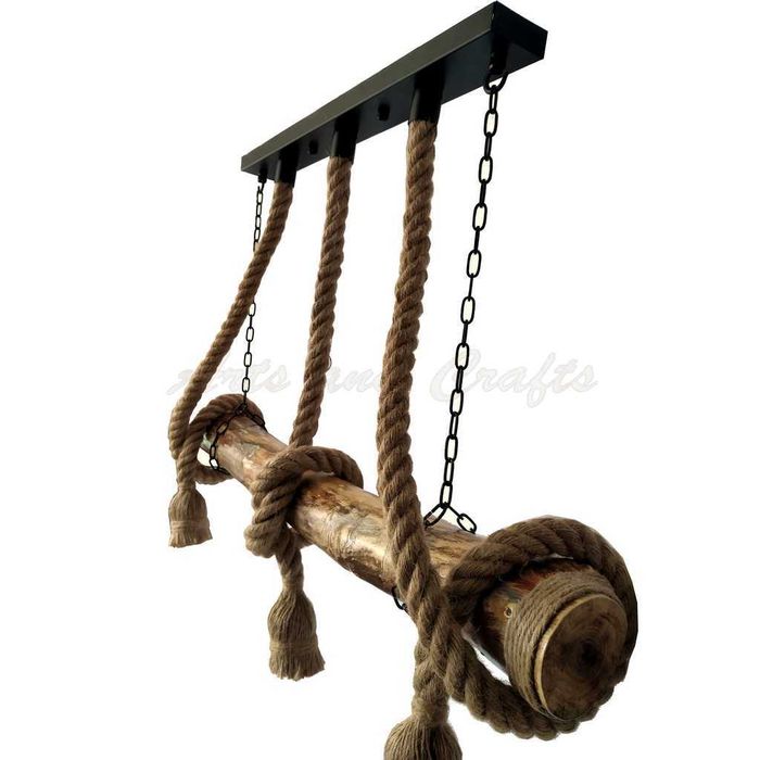 Lustra din lemn masiv, realizata manual, cu 3 brate din sfoara de iuta