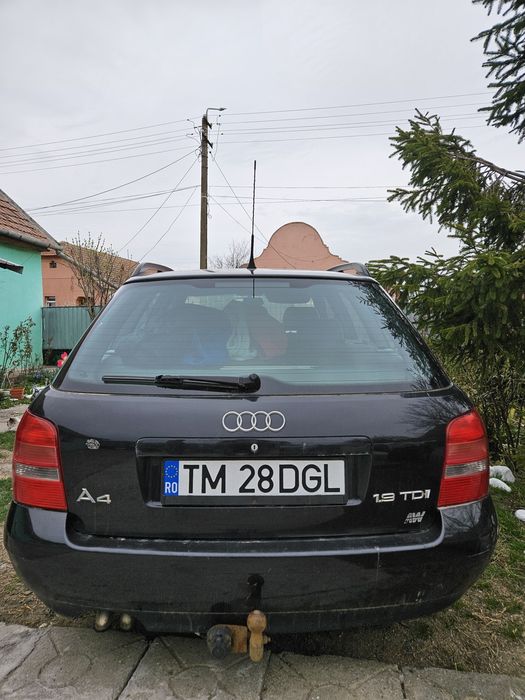 Vând sau Dezmembrez Audi a4 b5 1.9 AJM