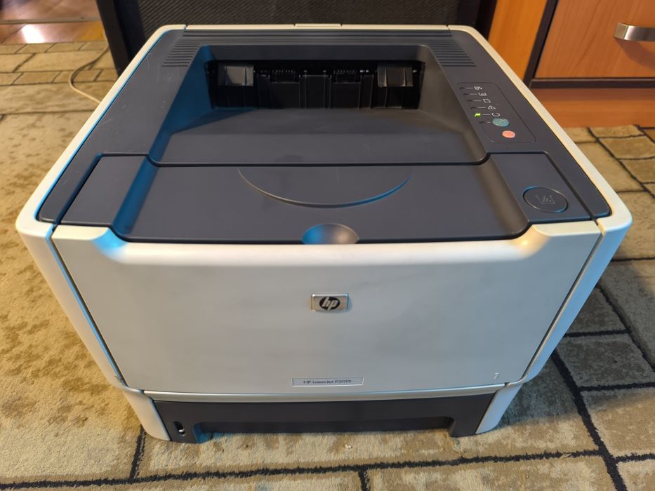 Принтер HP laserjet p2015
