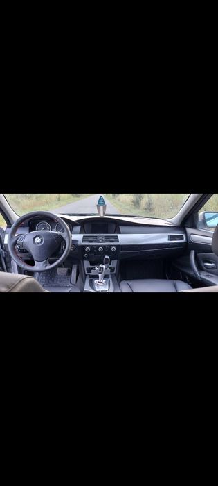 BMW Seria 5 E60 525d