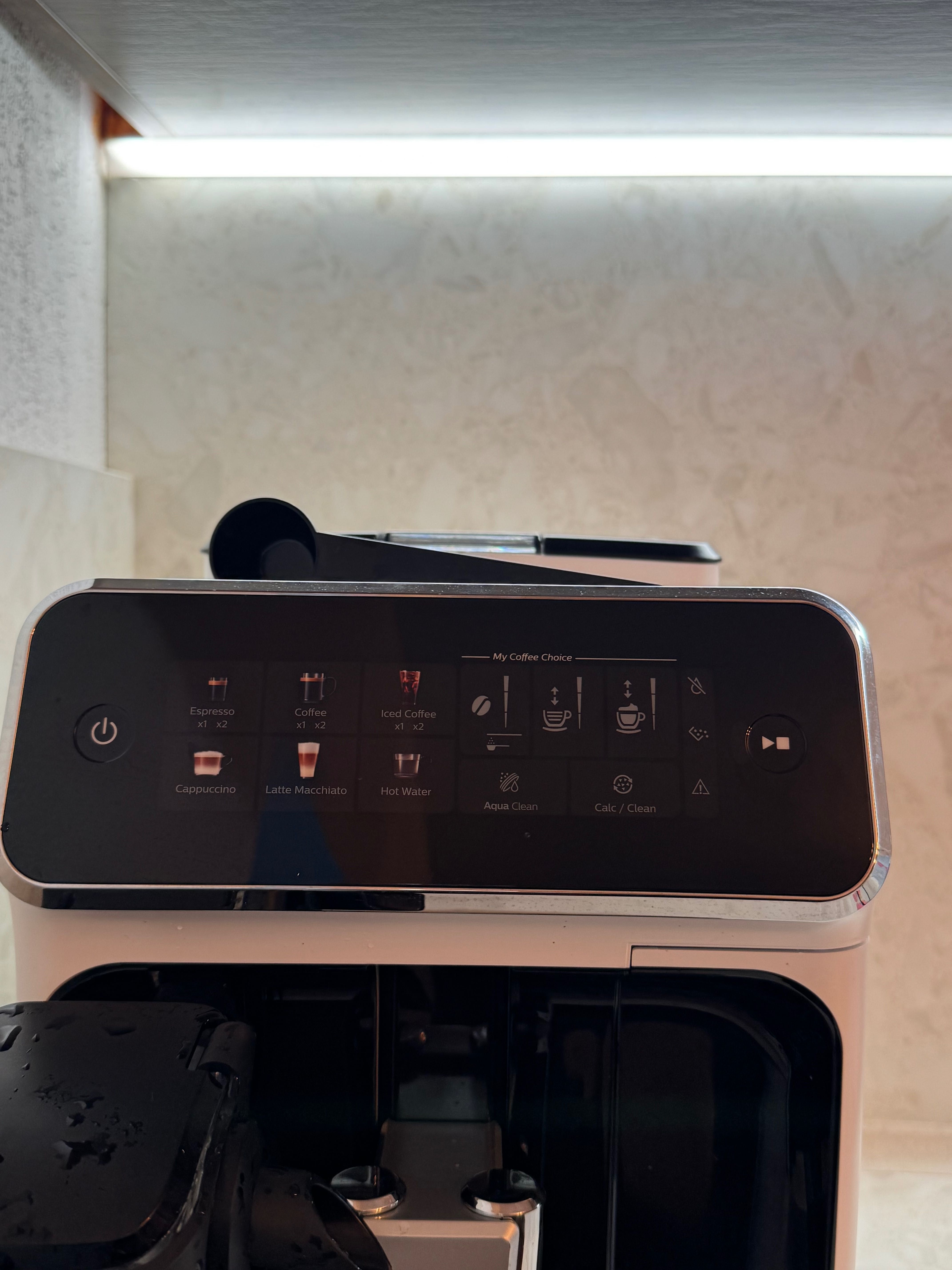 Кафеавтомат Philips серия 3300 LatteGo с гаранция