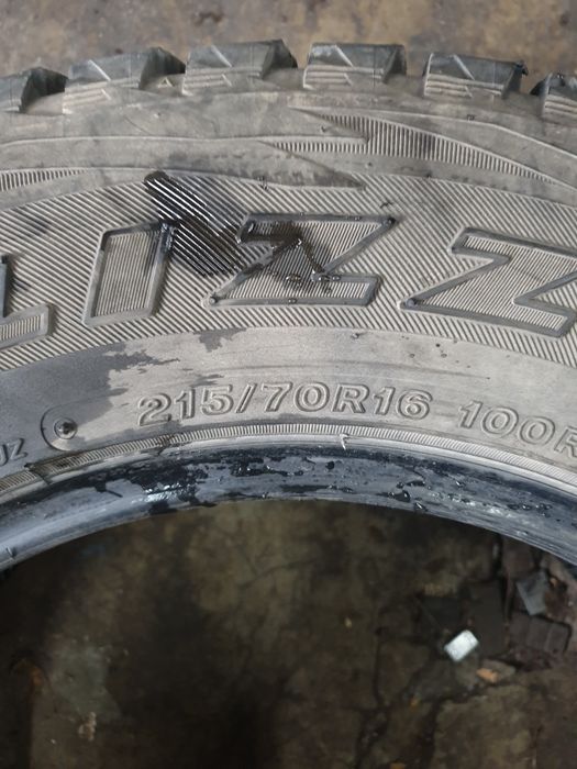 Bridgestone 215/70R16