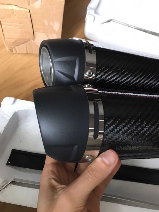 Toba Carbon Yamaha FZ6 FZ6-N FZ6S 2004-2009 noua , muzica