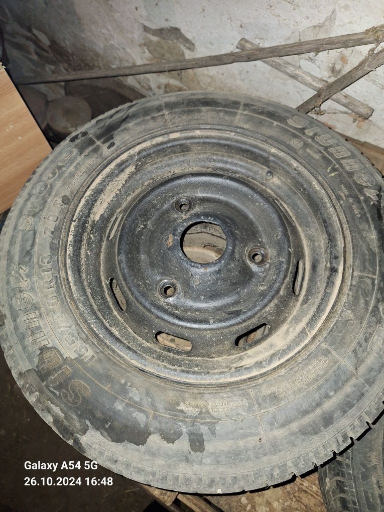 2 roti dacia pe 13