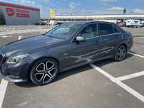 Mercedes-Benz Clasa E W212 cu scaune ventilate