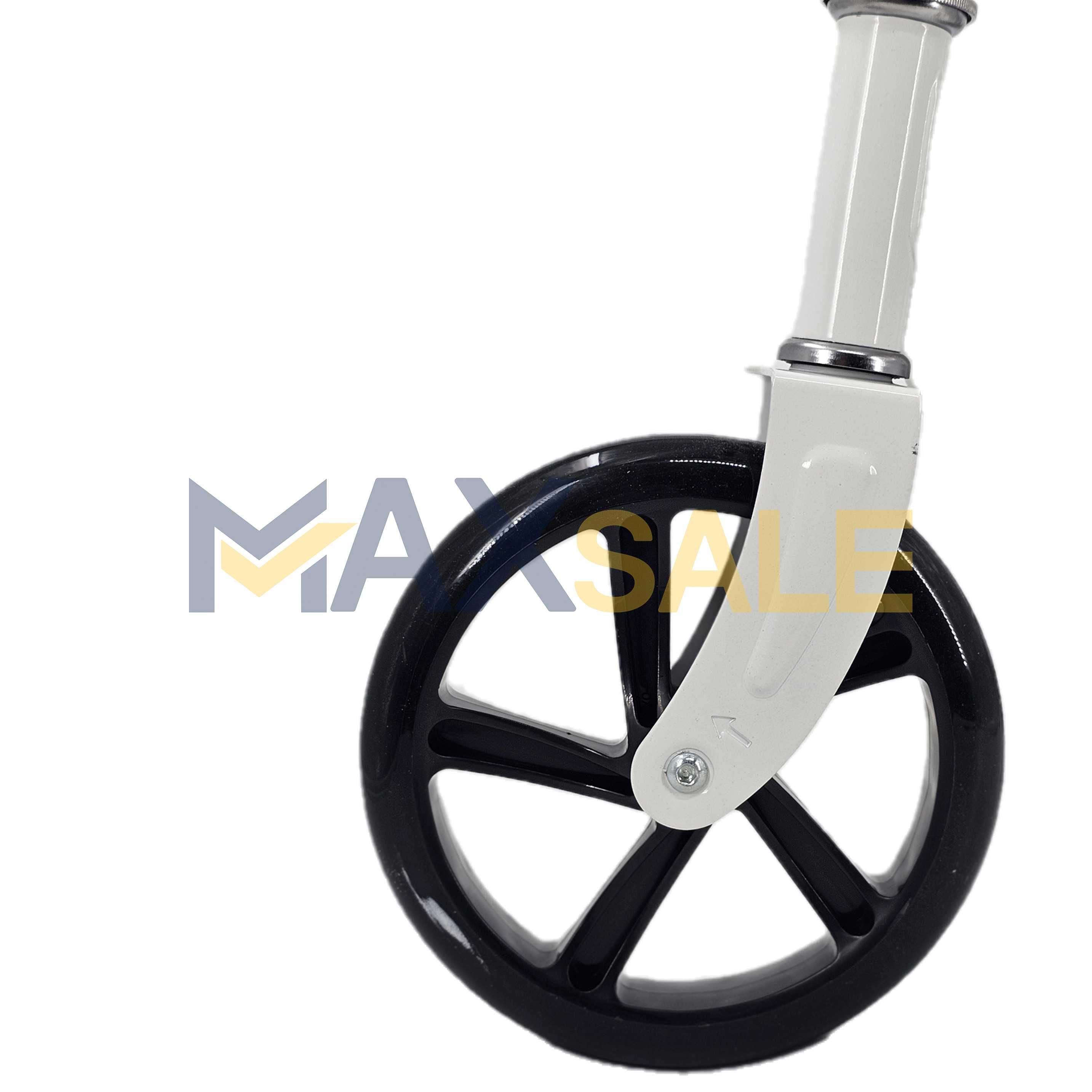 Тротинетка Детска скутер scooter сгъваема бяло и черно нови тротинетка